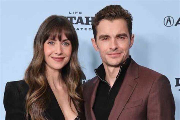 Alison Brie Bio, Age, Parents, Husband, Children, Net Worth