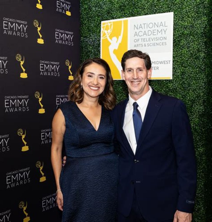 Amanda Vinicky [WTTW] Wikipedia, Age, Salary, Husband, Instagram