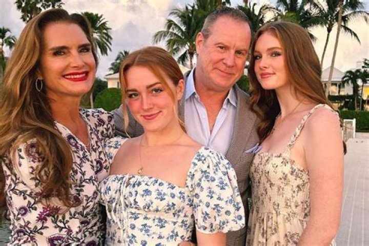 Brooke Shields Siblings: Meeh Her 4 Siblings