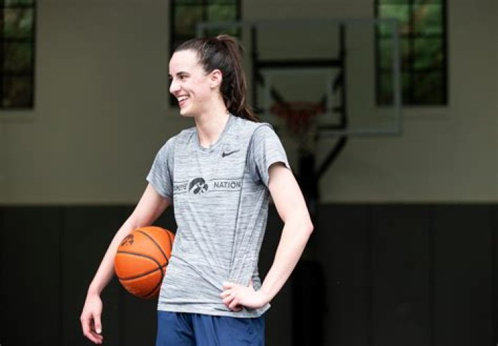 Caitlin Viray Height: How Tall is Caitlin Viray?