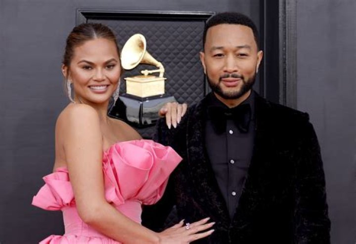 Chrissy Teigen Net Worth, Age, Height