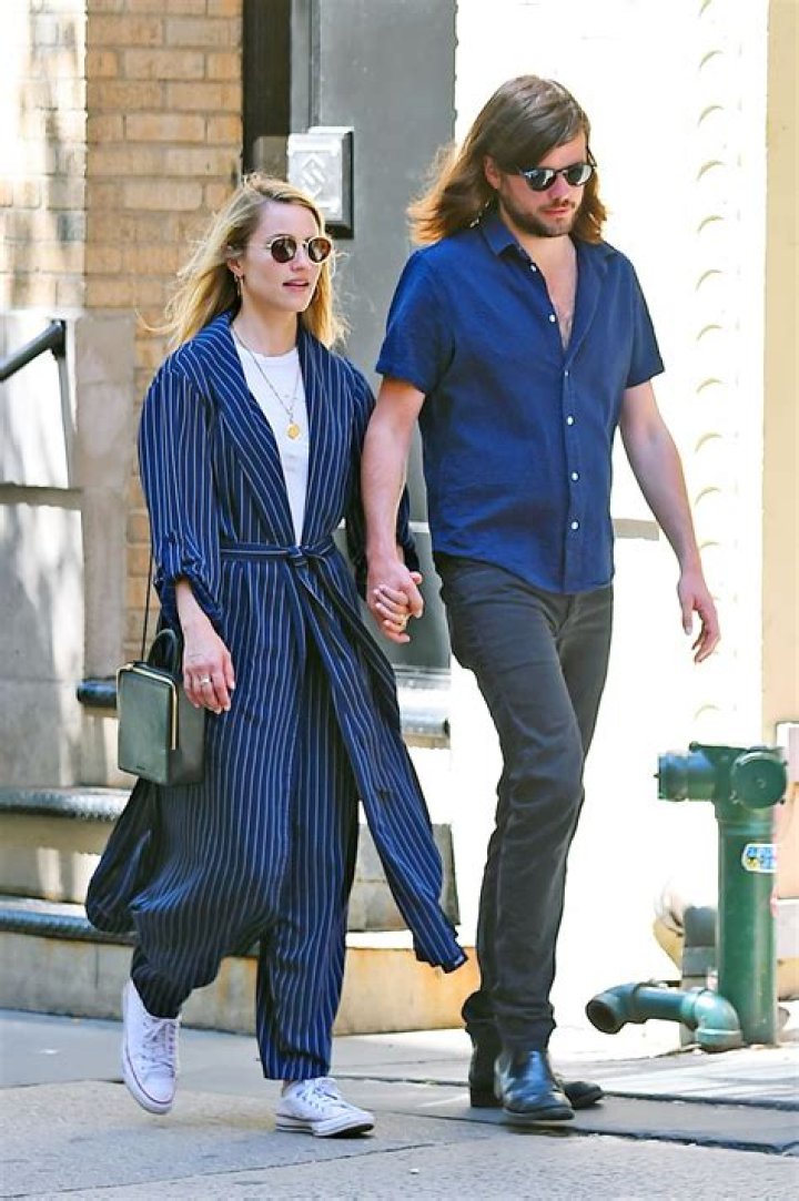 Dianna Agron Husband: Is Dianna Agron Married?