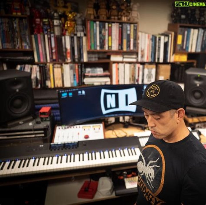 Discover Joe Hahn Top Songs and Awards