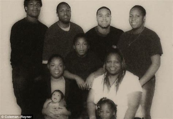 Does Marshawn Lynch Have Any Children?