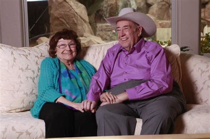 Doyle Brunson Wife: Meet Louise Brunson