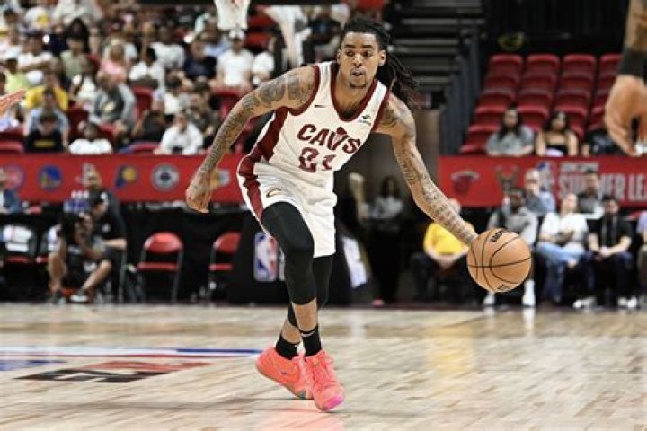 Emoni Bates Height: How Tall is Emoni Bates Worth?
