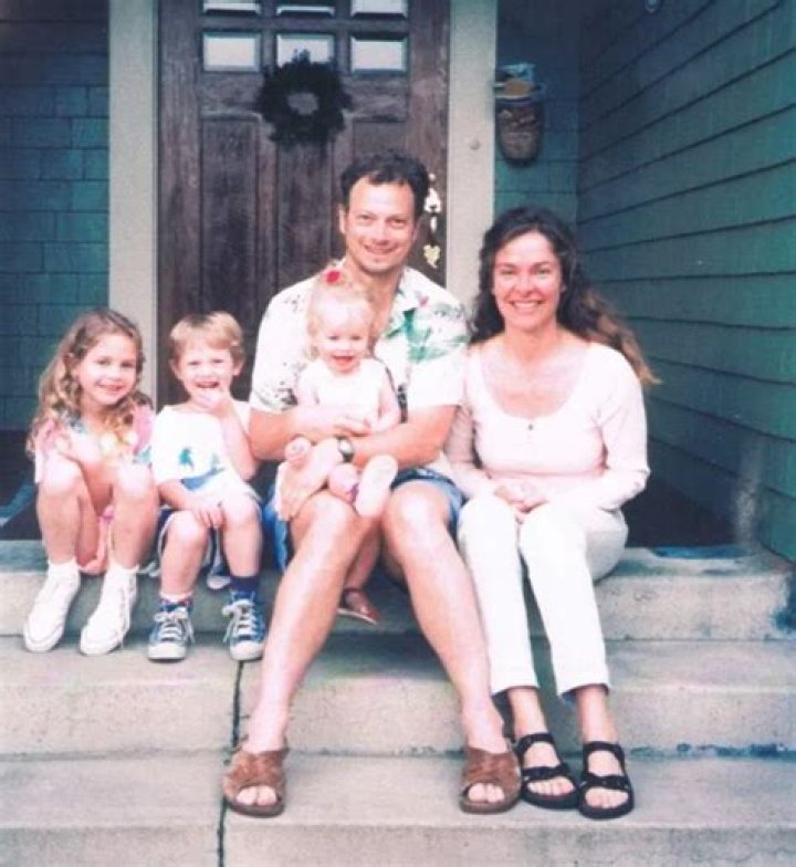 Gary Sinise Children: Meet Mac, Sophie And Ella Sinise