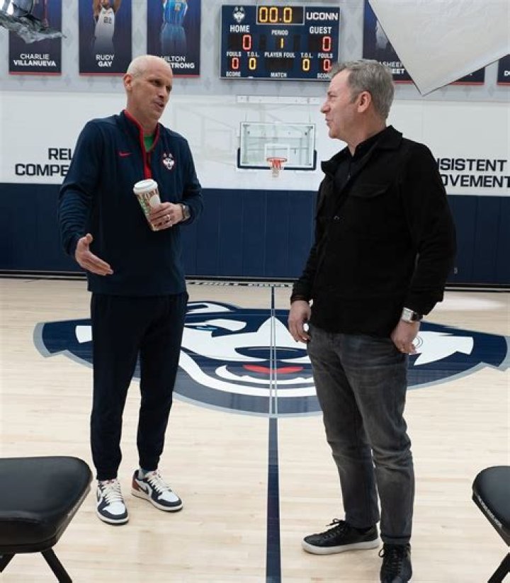 Get to know Dan Hurley: Biography, Age, Career, Net Worth, Height, Relationship & More