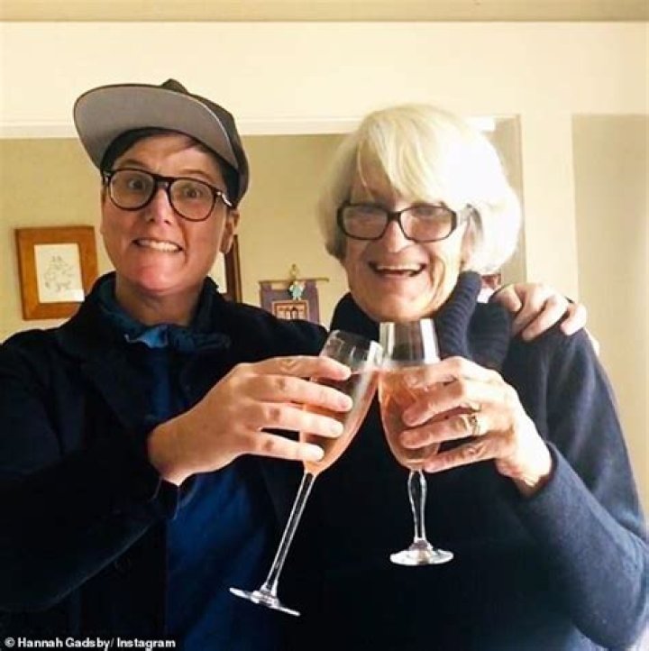 Hannah Gadsby Parents: Meet Kay Gadsby
