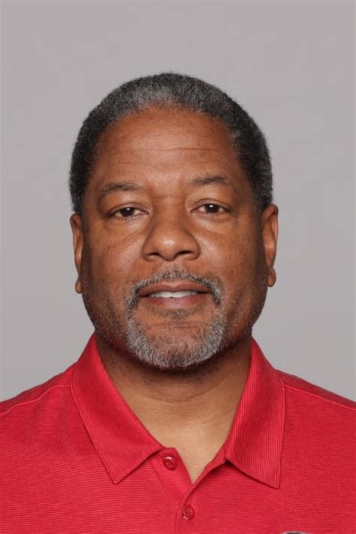 How much is Steve Wilks salary?