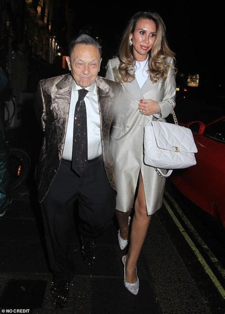 How rich is David Sullivan?