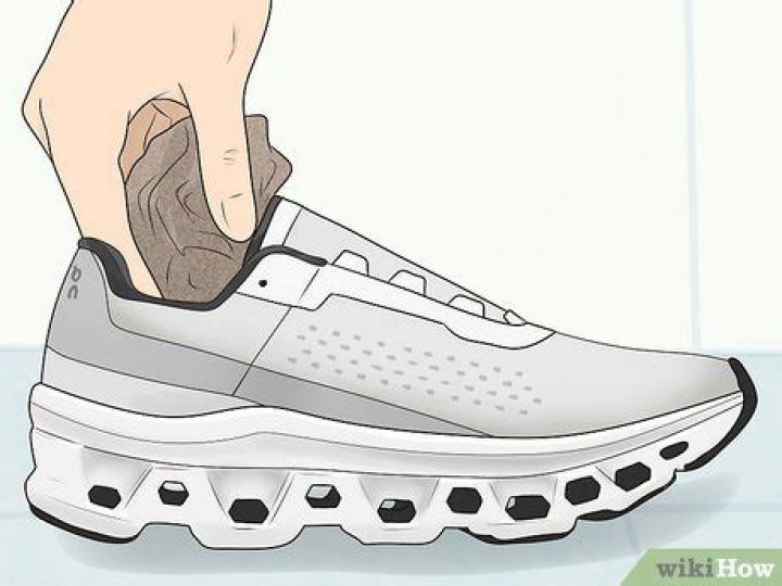 How to clean on cloud shoes