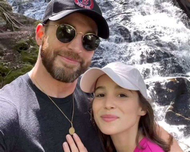 Is Actor Mark Killeen Married? Wife Age And Instagram Photos