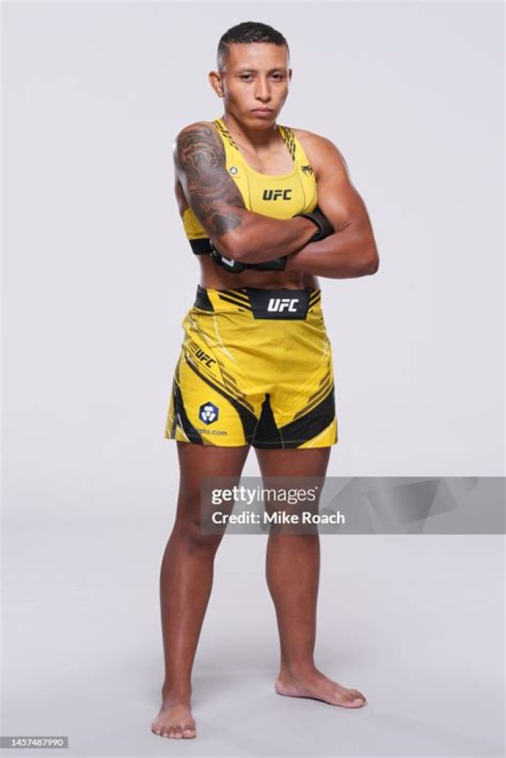 Is Josiane Nunes Related To Amanda Nunes? Learn Everything About UFC Fighter