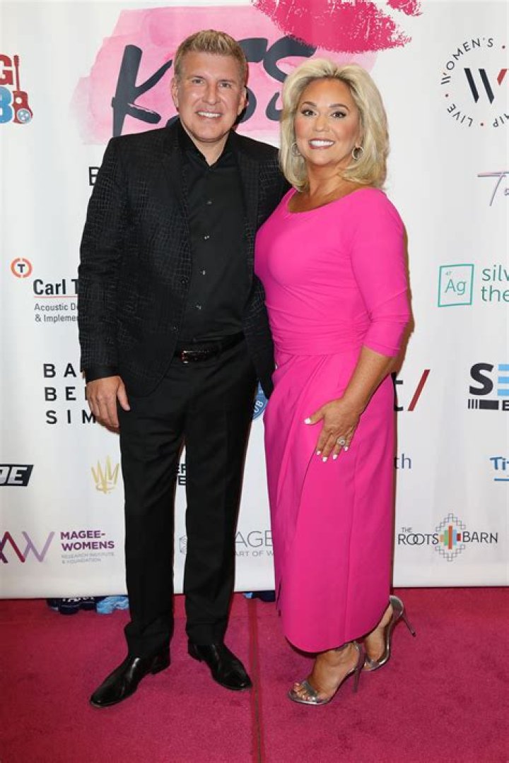 Is Steve Garagiola Married To His Wife? Everything To Know About The Former WDIV-TV Broadcaster