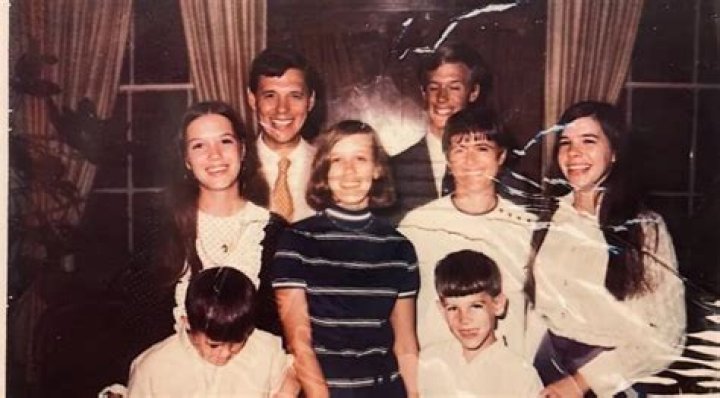James Arthur Siblings: Meet His 5 Siblings