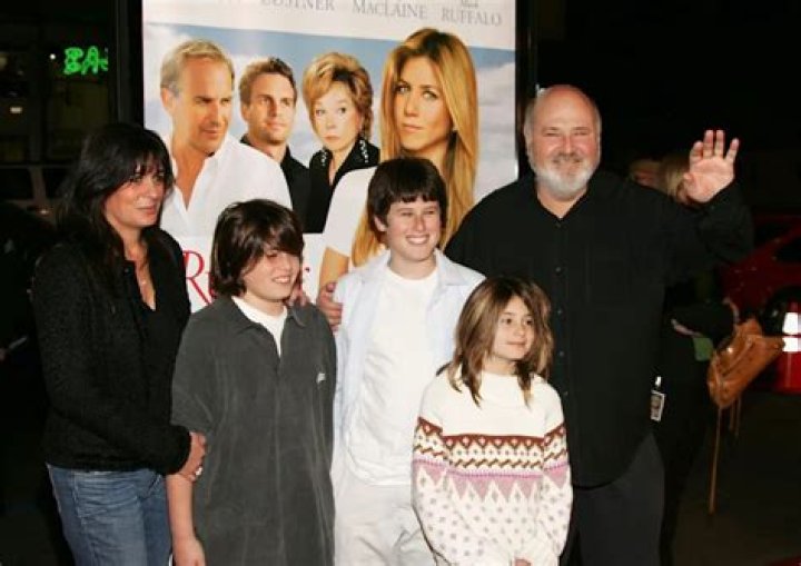 James Martin Bio, Parents, Wife, Children, Siblings
