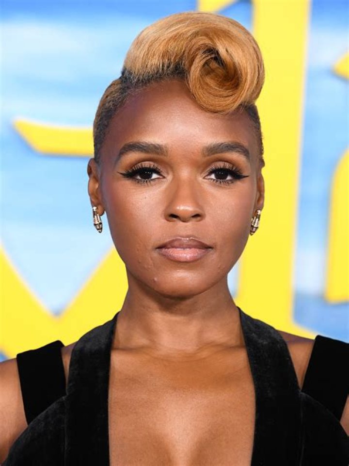 Janelle Monae’s Net Worth, Age, Height, Weight, Boyfriend, Dating, Bio-Wiki
