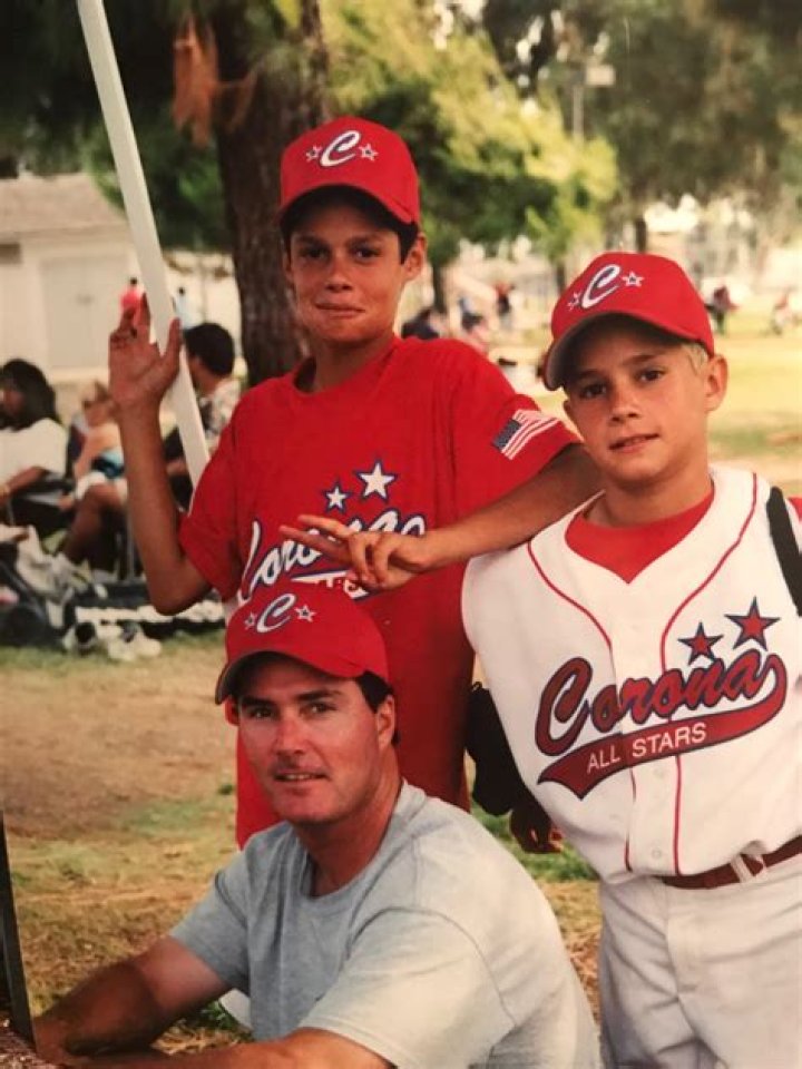 Joe Kelly Parents: Meet Joe Kelly Sr. and Andrea Valencia