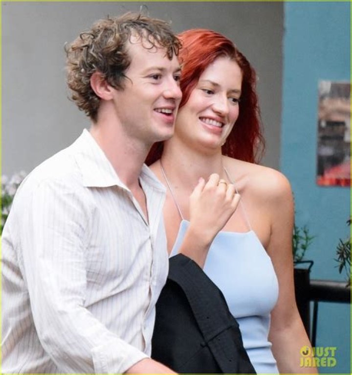 Joseph Quinn Wife: Who Is Joseph Quinn’s Wife?