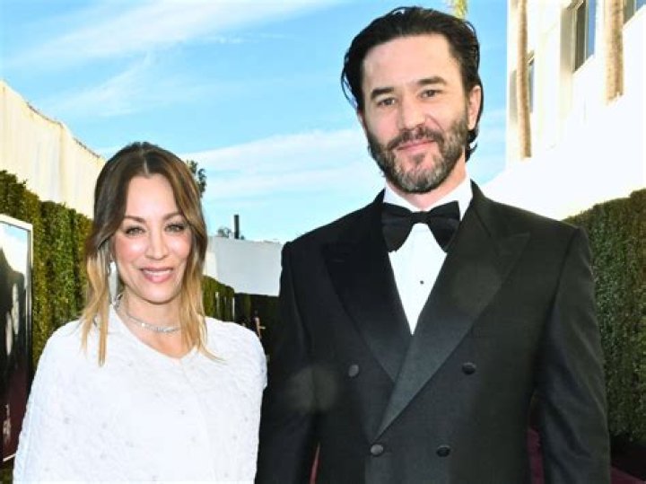 Kaley Cuoco: Husband, net worth, tattoos, smoking & body measurements