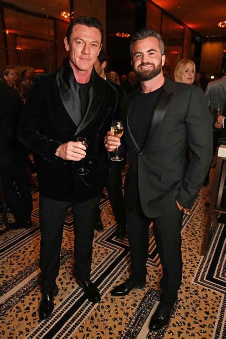 Luke Evans Partner: Does Luke Evans have a husband?