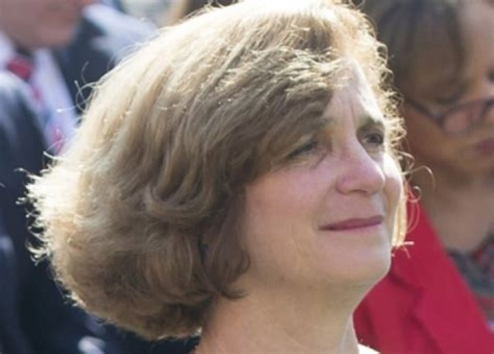 Lynn Rosenman Wiki, Age, Merrick Garland Wife, Net Worth, Family, Children, Daughters, Married, Photos