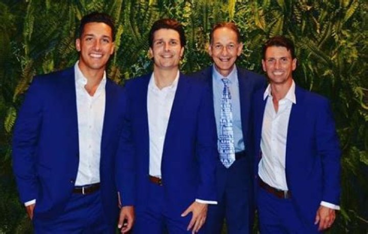 Mark Mester KTLA 5, Bio, Wiki, Age, Net Worth, Parents, Girlfriend and Brother