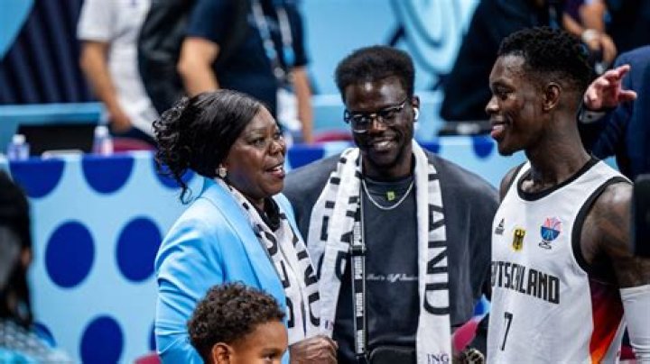 Meet Fatou Schröder And Axel Schröder