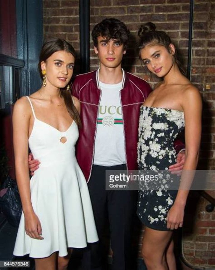 Meet Taylor Hill Siblings; Logan, Mackinley, and Chase Hill