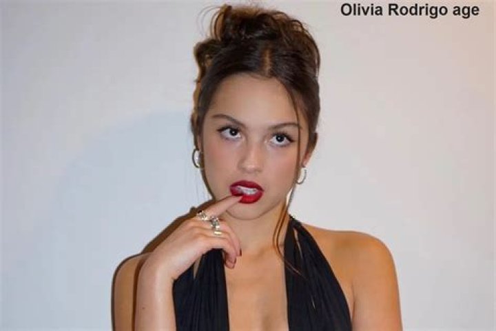 Olivia Rodrigo Age, Bio, Family, Career, Net worth, Boyfriend