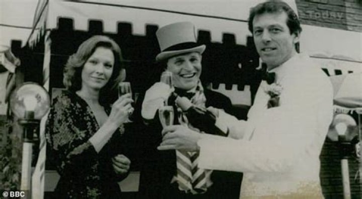 Pamela Salem Cause Of Death, Bio, Age, Career, Net Worth, Family & More