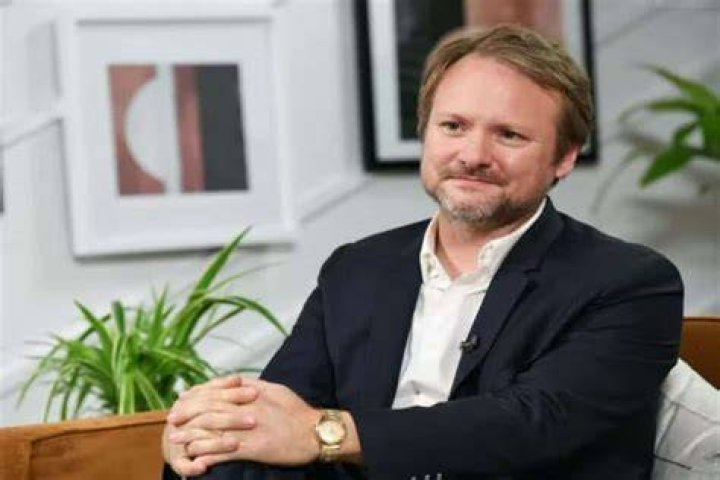 Paul Campbell Bio, Age, Height, Parents, Wife, Children, Net Worth