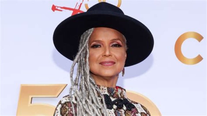 Remember actress Victoria Rowell? Where is She Now