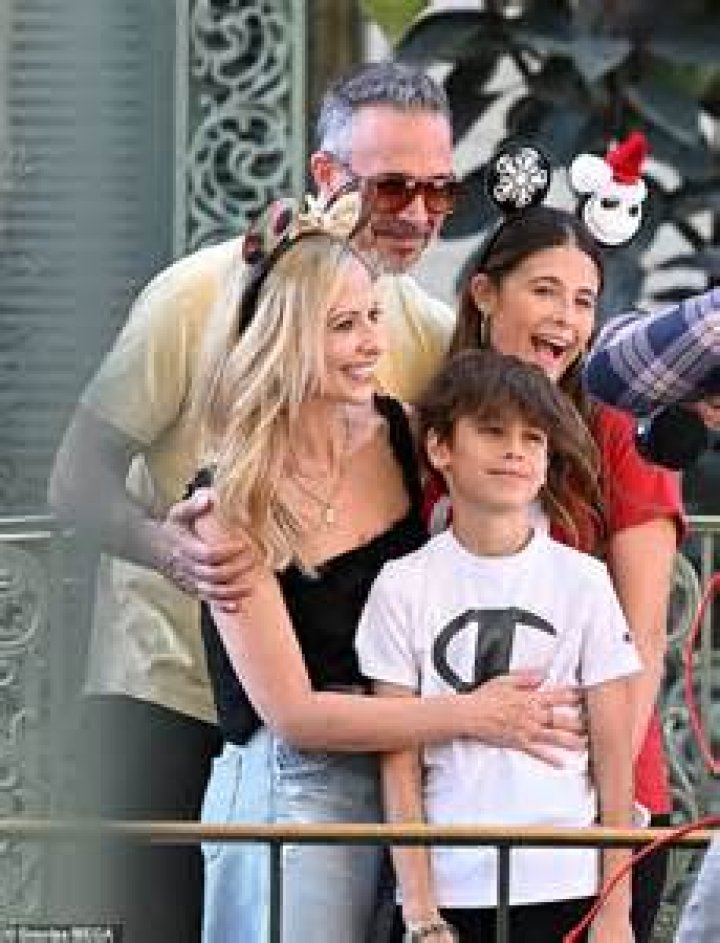 Rocky James Prinze Bio, Wiki, Age, Birthday, Mother, Dad, Sister, Worth