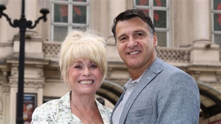 Scott Mitchell Wife: Is Scott Mitchell Married?
