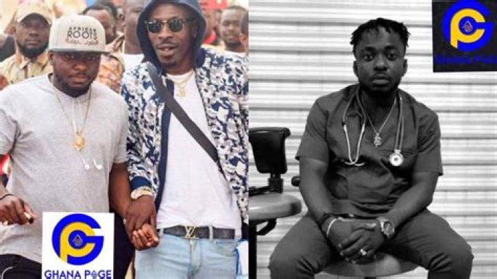 Shatta Wale’s Younger Brother, Flossy Graduates As A Dentist