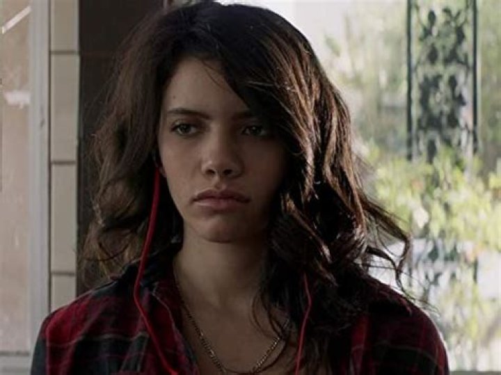 Sohvi Rodriguez Age, Bio, Wiki, Bikini – Who is Mia From Animal Kingdom? Feet