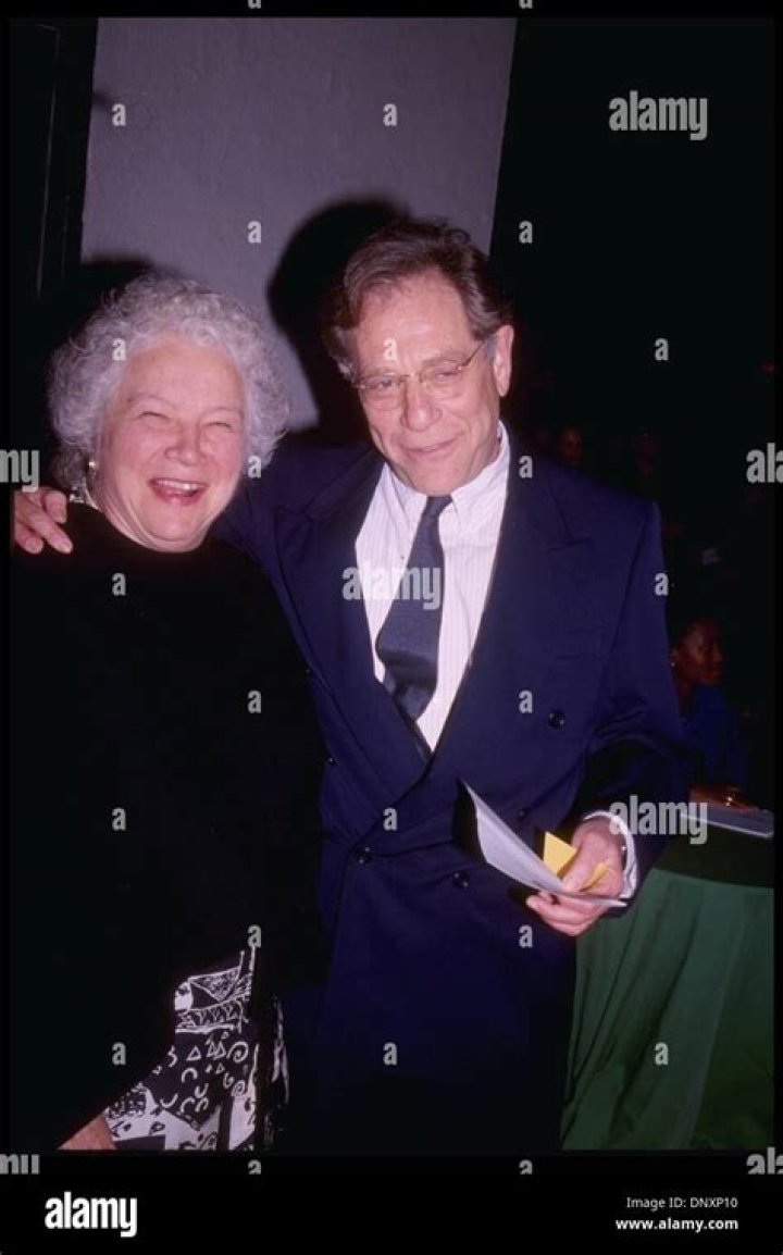 Sonia Schultz Greenbaum Wiki, Age, Bio, Children, George Segal Wife, Wedding, Photos, Net Worth