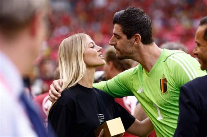 Thibaut Courtois: Girlfriend, net worth, tattoos, smoking & body facts