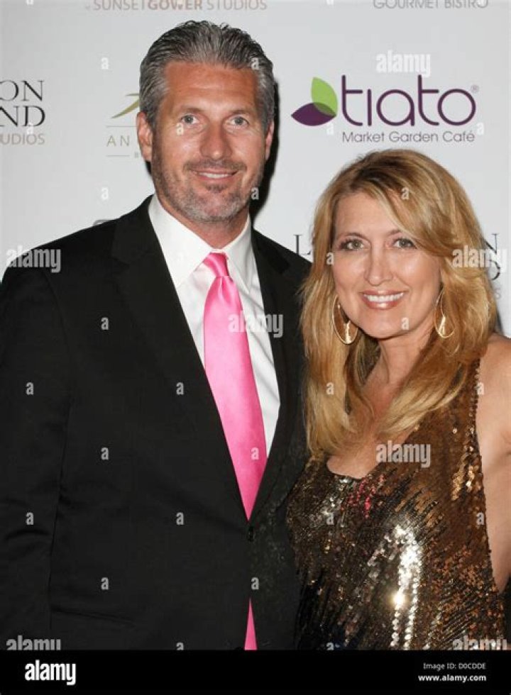 Wendy Burch Husband: Know About Her Age, Salary and Net Worth