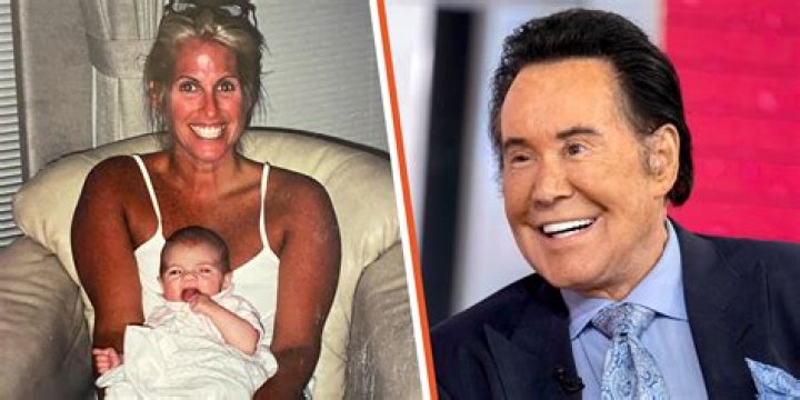 What Is Lauren Newton Net Worth? Everything To Know About Bert Newton Daughter