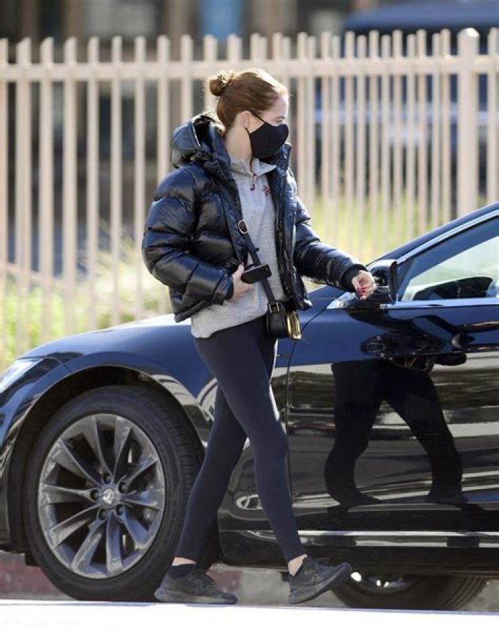 What is Zoey Deutch’s Net Worth?