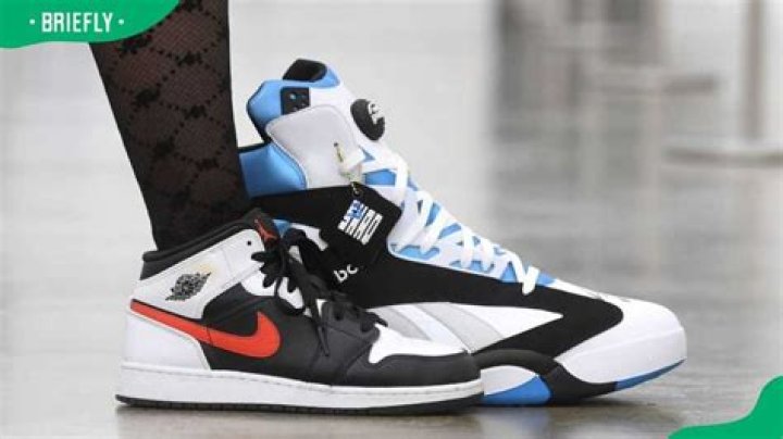 What Shoe Size Does Shaq Wear?