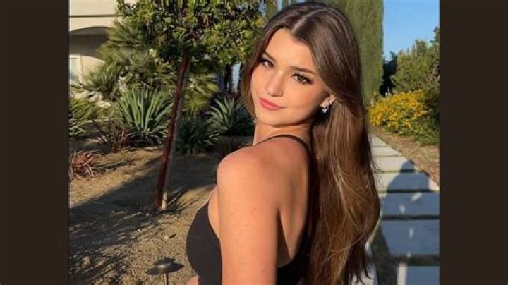 Who is Brooke Monk? Wikipedia, Bio, Height, Weight, Age, Boyfriend, Net Worth, Family, Career, Facts