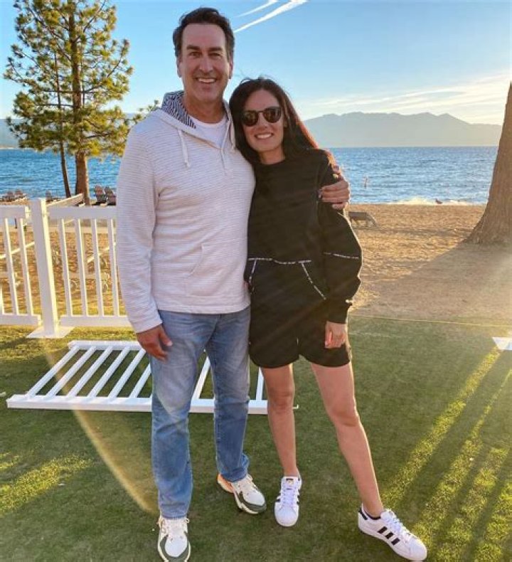 Who Is Golfer Kasia Kay? Meet Rob Riggle Girlfriend Who Is Best Known For ‘Holey Moley’ Contestant