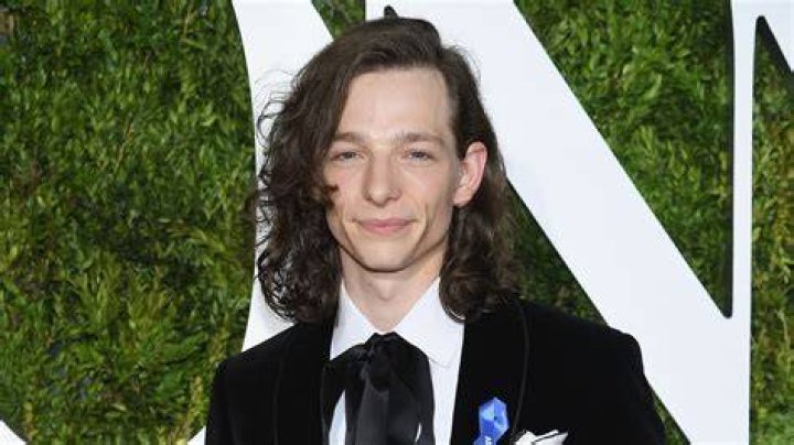 Who Is Mike Faist?, Age, Height, Films, Awards, Family, Social Media